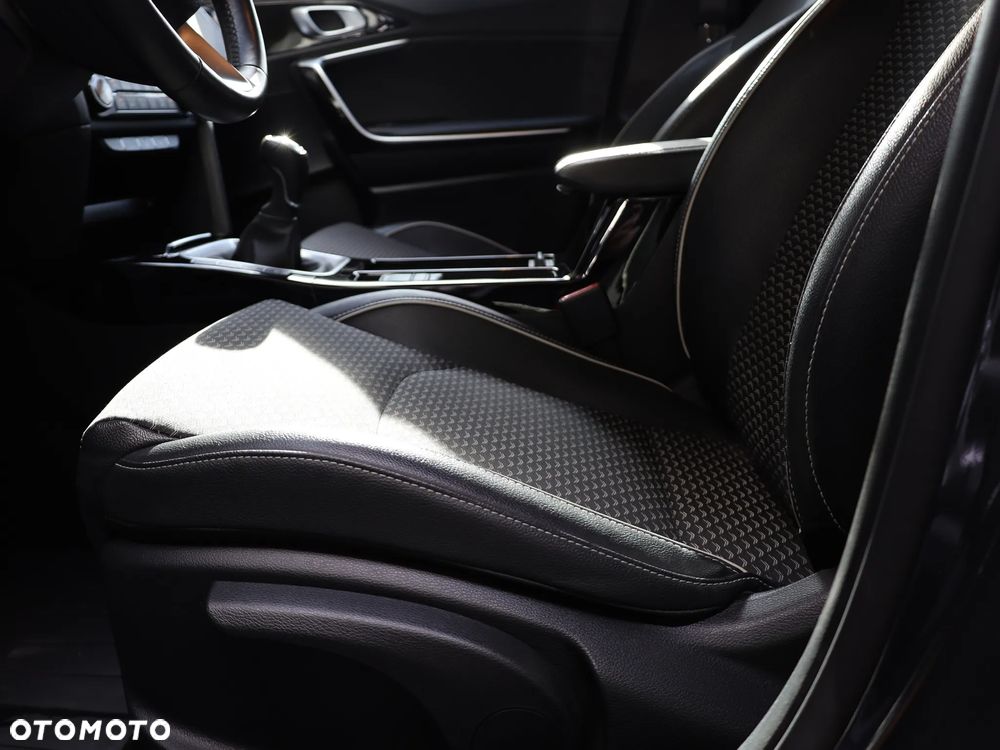 Kia Ceed 1.5 T-GDI L - 7