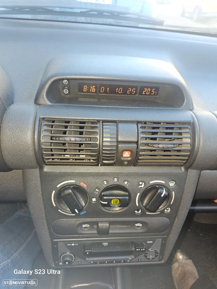 Opel Corsa 1.2 GLS - 5