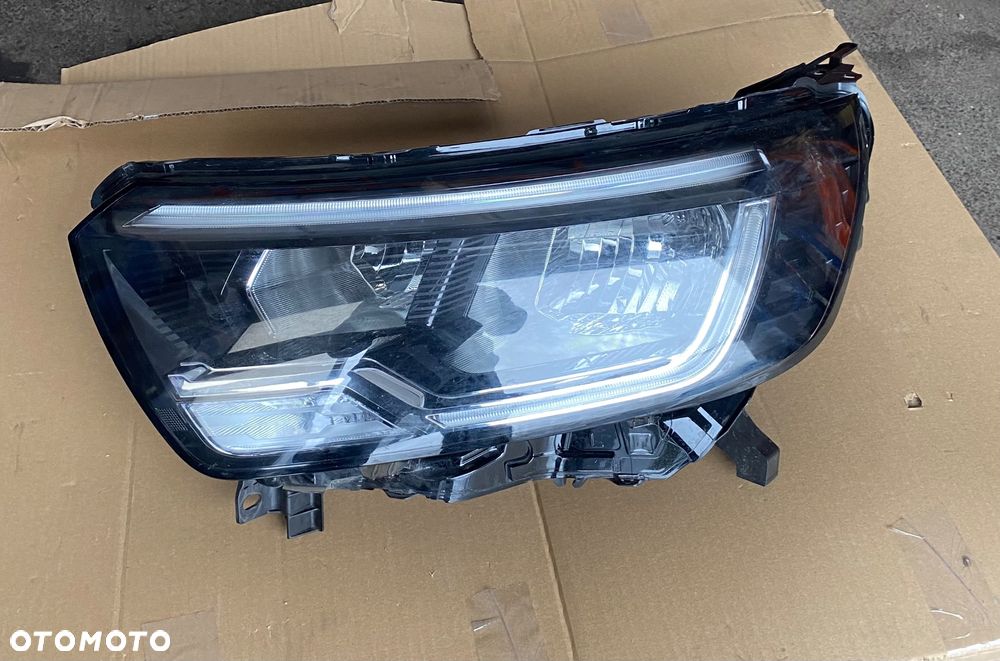 RENAULT KANGOO 3 III lift , IV 4 EXPRESS Idealna ! LAMPA PRZEDNIA LEWA REFLEKTOR LEWY  LED ledowy 260608411R - 2