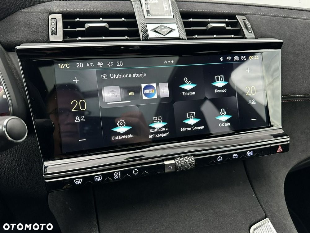 DS Automobiles DS 7 Crossback 1.6 E-Tense Performance Line + - 30