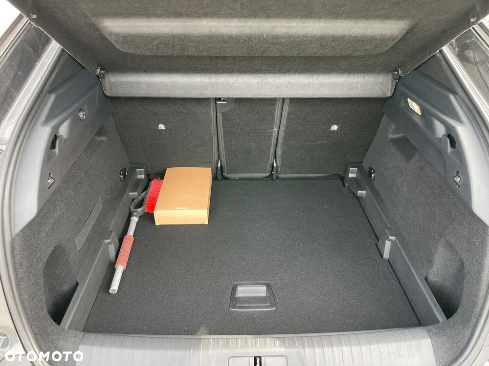 Peugeot 3008 1.2 PureTech mHEV Allure Pack S&S e-DCS6 - 27