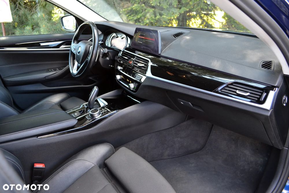 BMW Seria 5 - 24