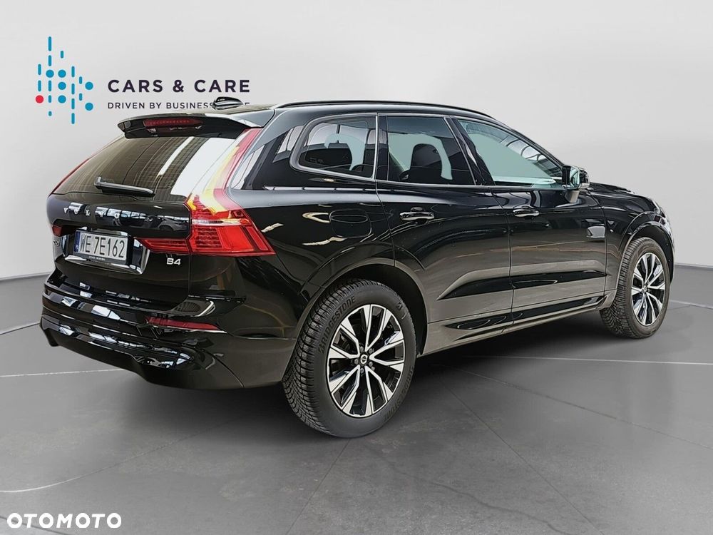 Volvo XC 60 B4 B Essential - 24