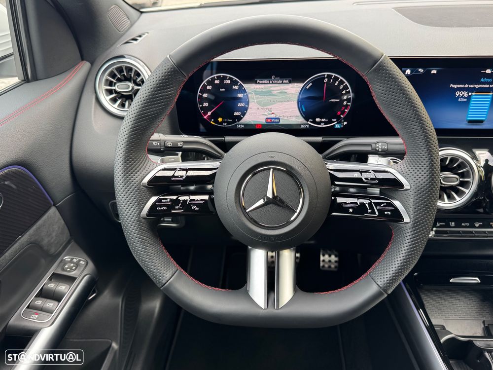 Mercedes-Benz GLA 250 e 8G-DCT AMG Line Advanced Plus - 24