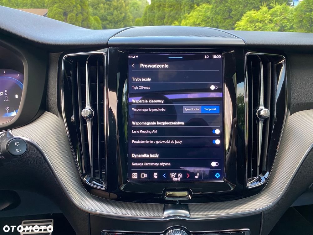 Volvo XC 60 B4 D Geartronic RDesign - 31