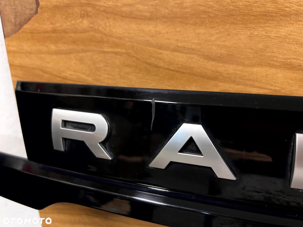 RANGE ROVER EVOQUE II L551 LISTWA KLAPY BAGAŻNIKA BLENDA TYLNA TYŁ K8D2-402A30-A - 3
