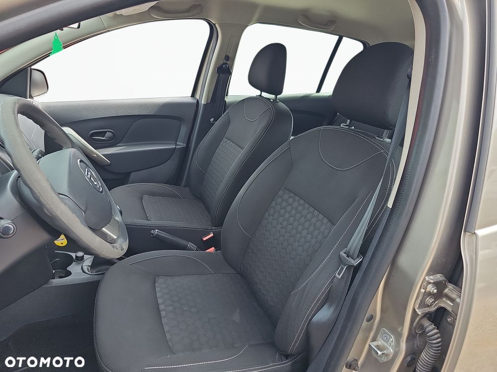 Dacia Sandero 1.2 16V Laureate - 13
