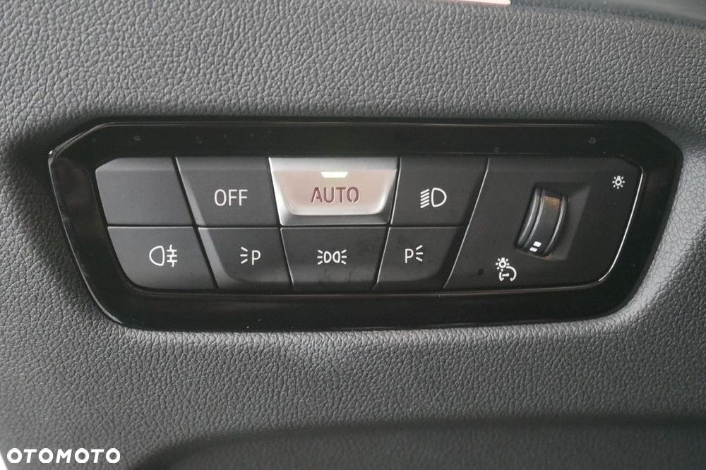 BMW Seria 3 - 32