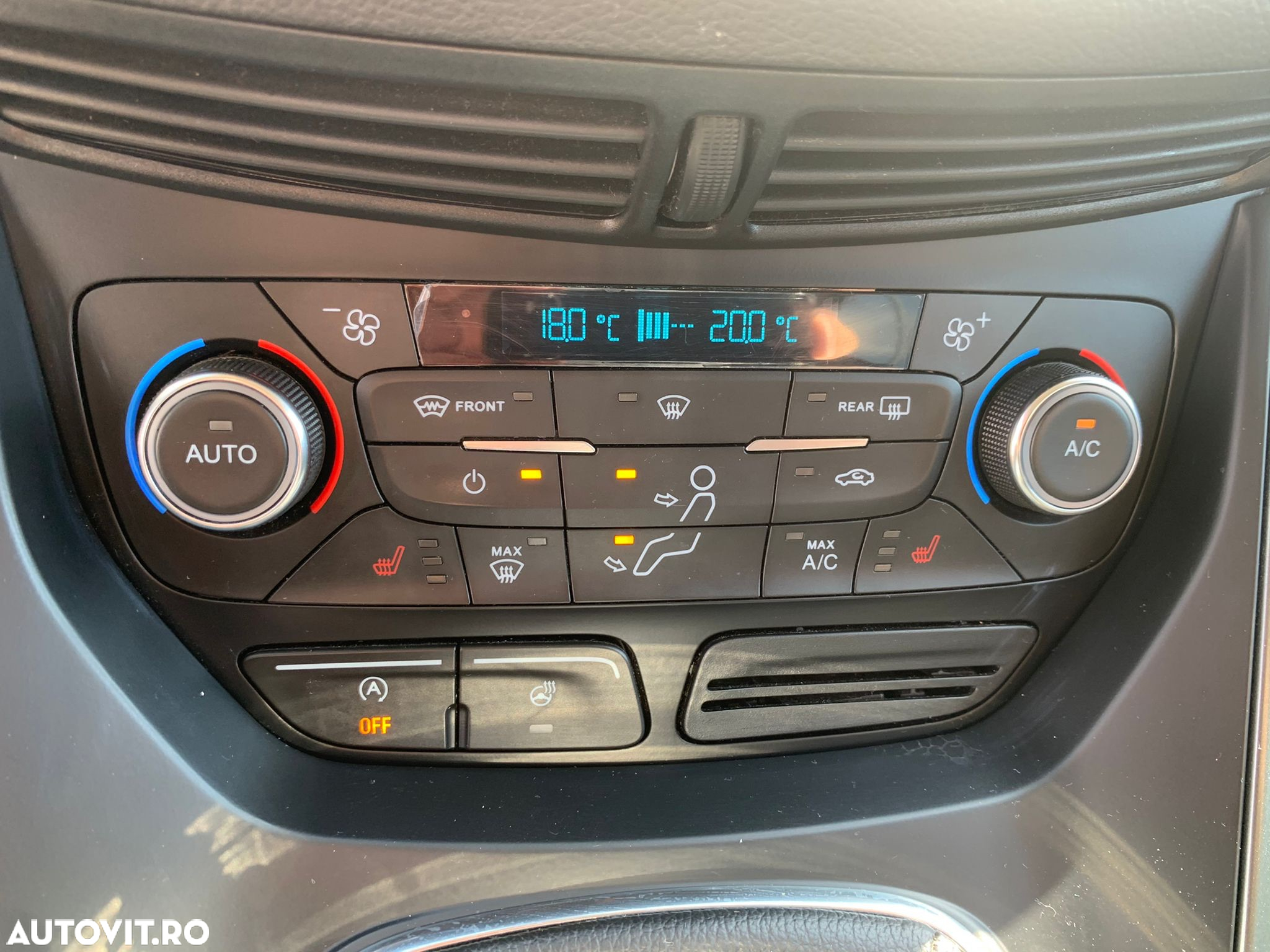 Ford Kuga 1.5 EcoBoost 2x4 Individual - 13