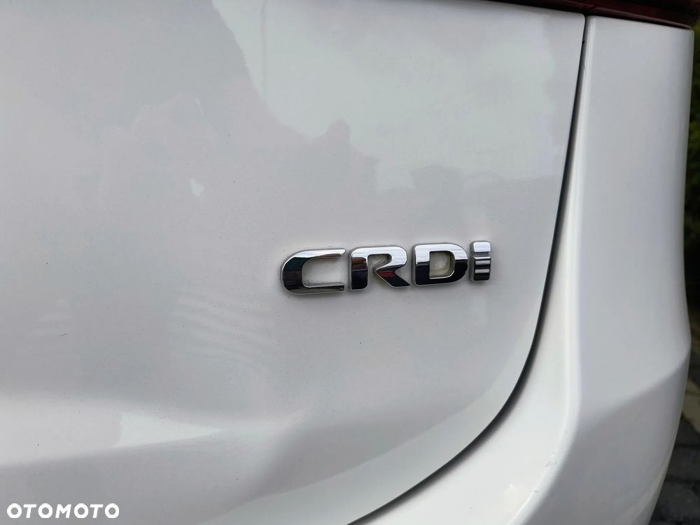 Kia Carens 1.7 CRDi 136 Dream Team Edition - 11