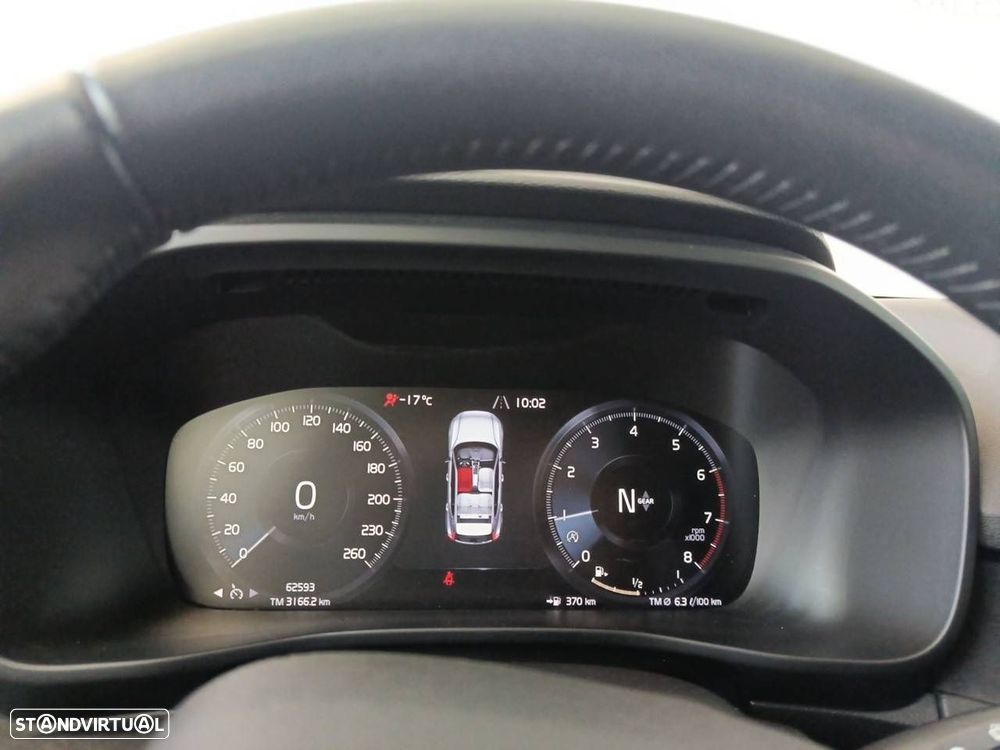 Volvo XC 40 1.5 T2 Momentum Core - 13