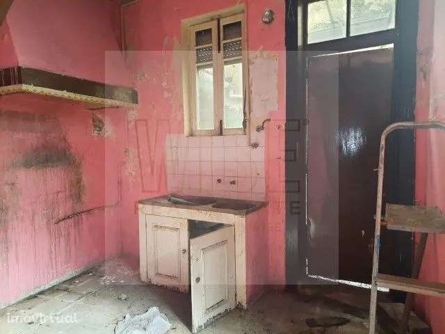 Edifício para recuperar na alta de Coimbra! - Grande imagem: 2/12