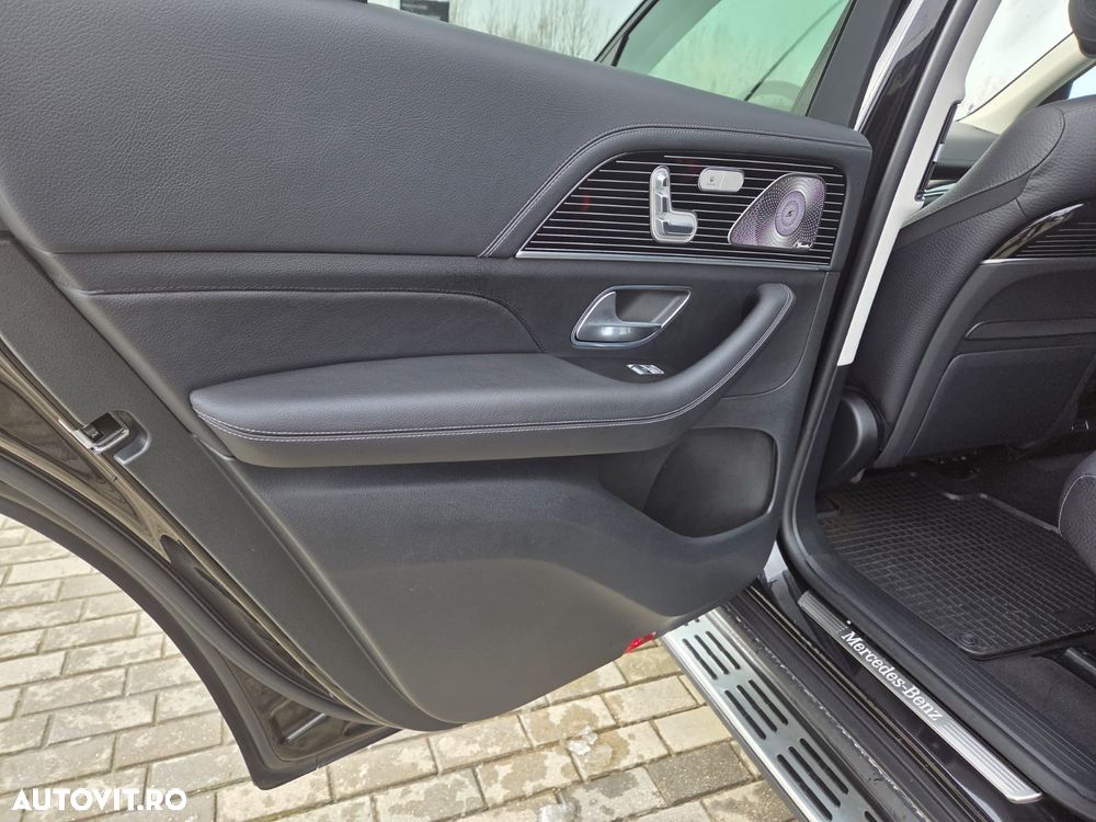 Mercedes-Benz GLS - 20
