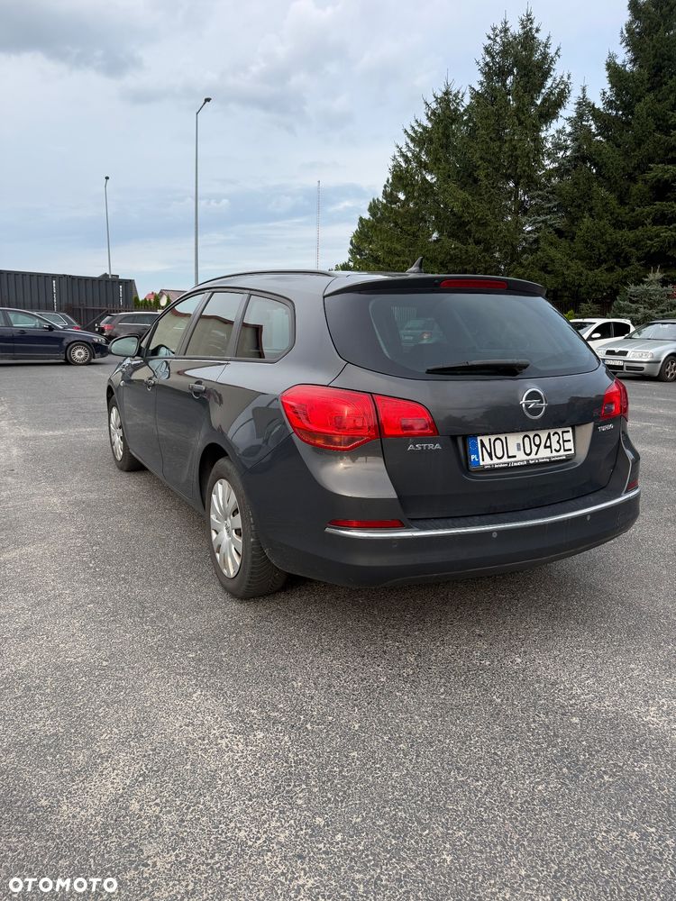Opel Astra 1.4 T Enjoy - 7