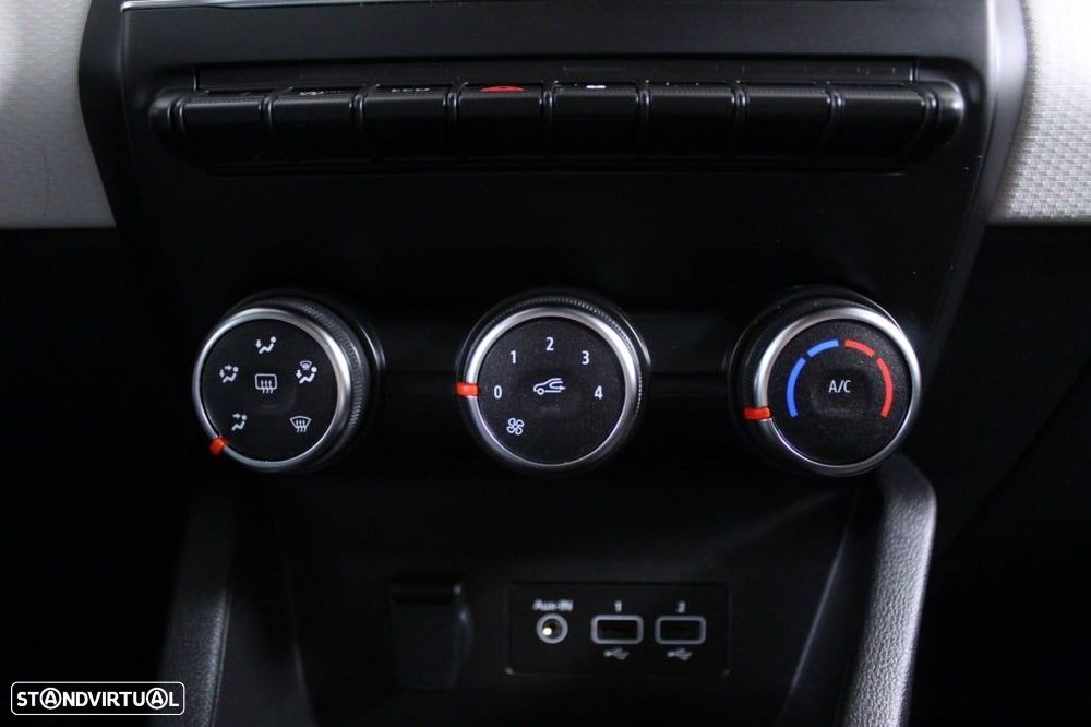 Renault Clio 1.0 TCe Evolution - 29