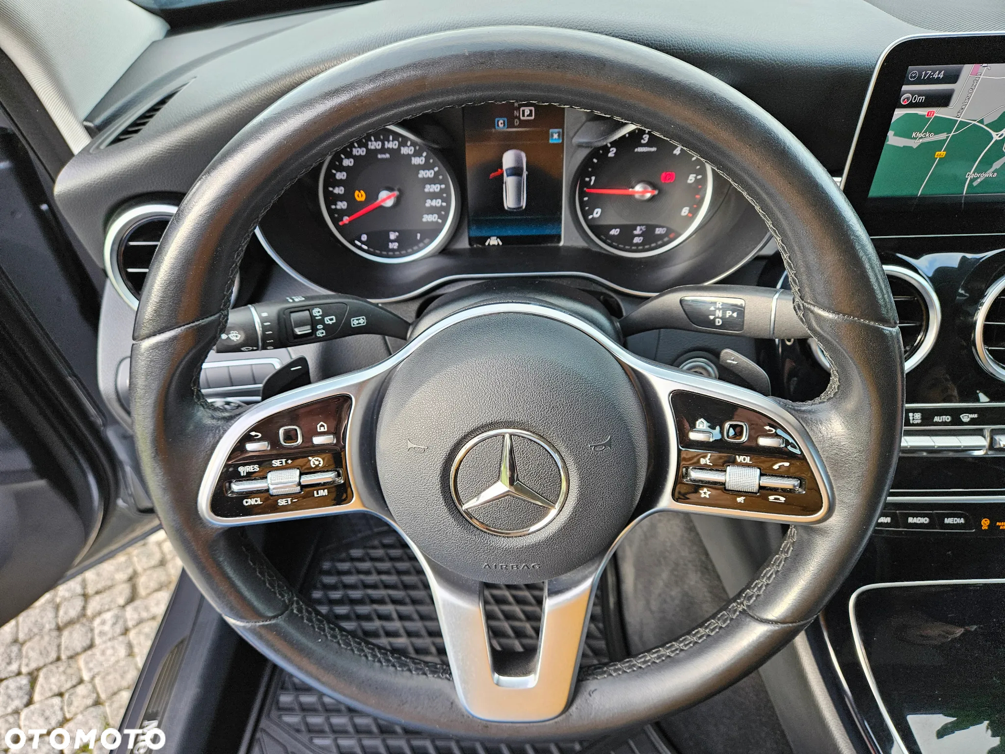 Mercedes-Benz Klasa C 220 d T 9G-TRONIC Exclusive - 22