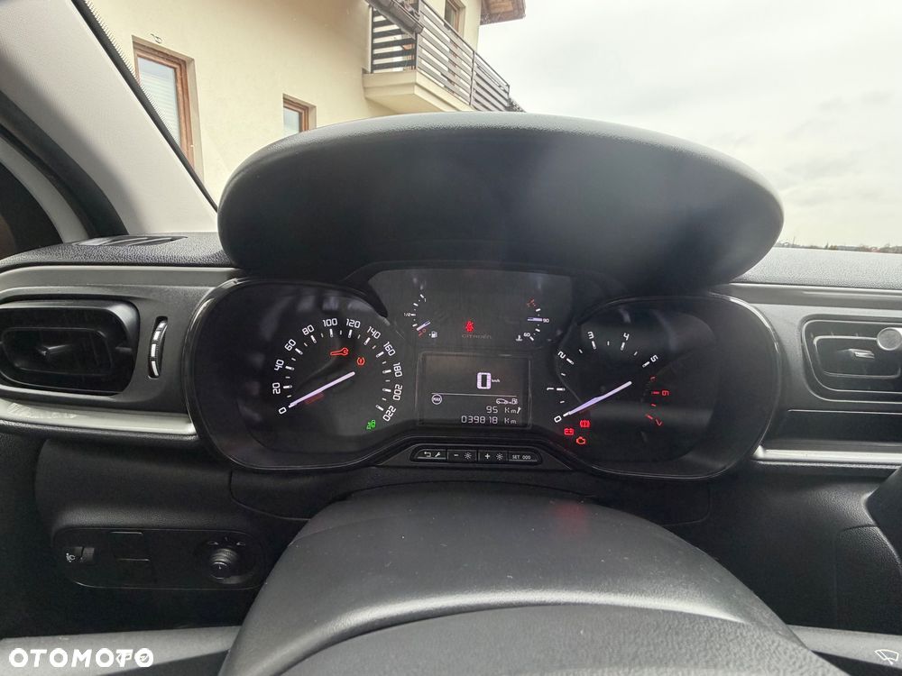 Citroën C3 1.2 PureTech Shine - 4