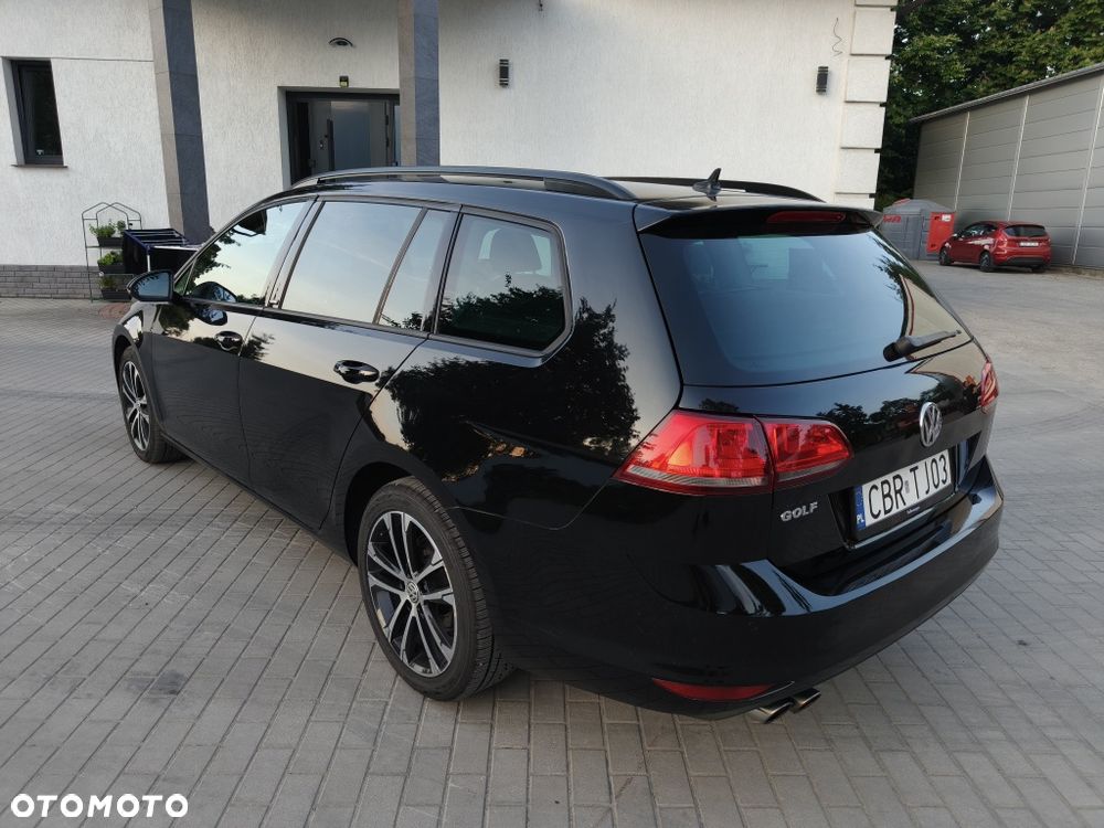 Volkswagen Golf - 4