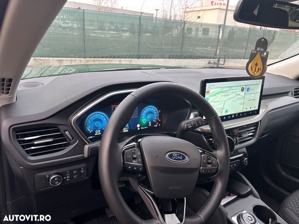 Ford Kuga 1.5 EcoBoost A8 FWD Titanium - 5