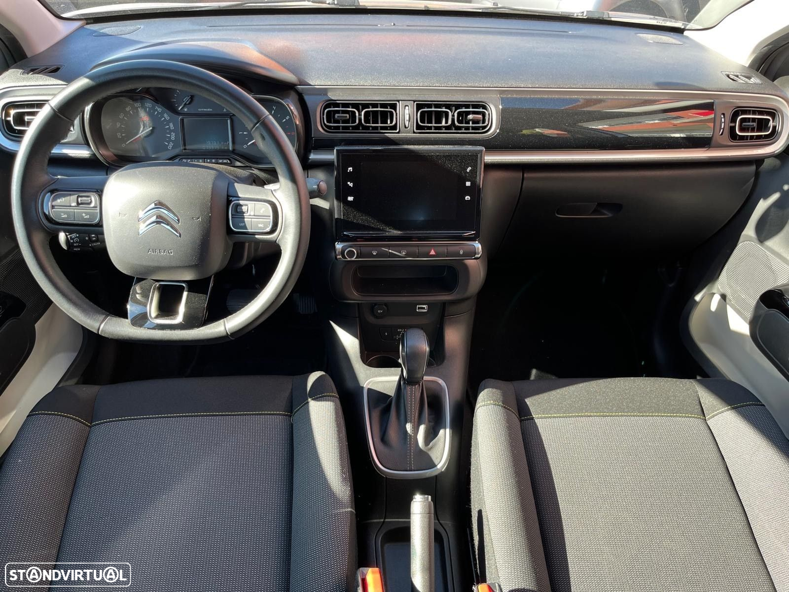 Citroën C3 1.2 PureTech Shine Pack EAT6 - 13