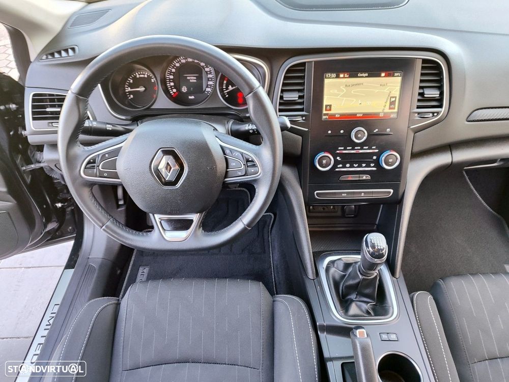 Renault Mégane 1.3 TCe Limited J17 - 6