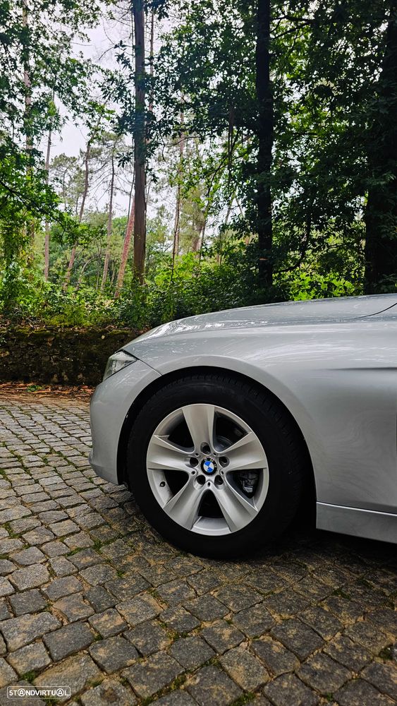 BMW 318 d Advantage Auto - 25