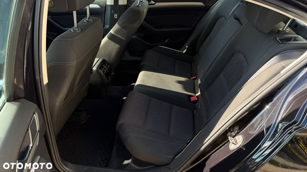 Volkswagen Passat 1.4 TSI BMT ACT Trendline - 5
