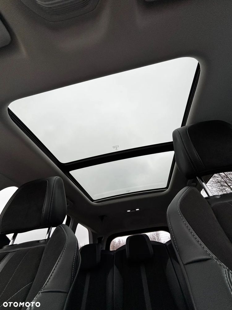 Peugeot 5008 2.0 BlueHDi Road Trip S&S EAT8 - 22