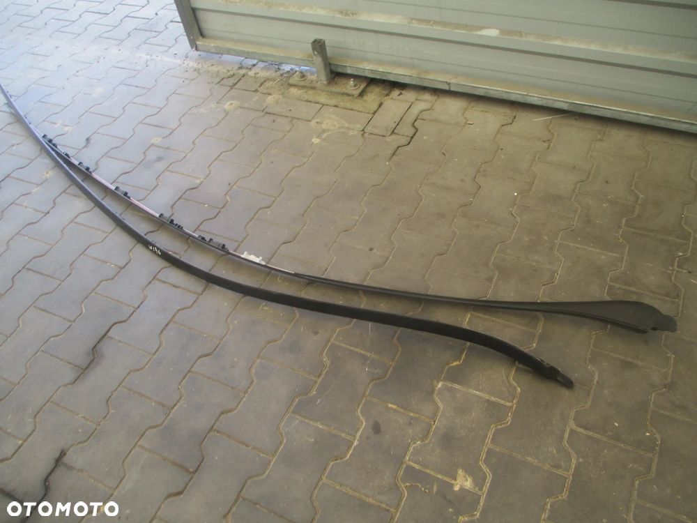 MERCEDES A KLASA W176 LISTWA DACHOWA LEWA PRAWA CZARNA - 3