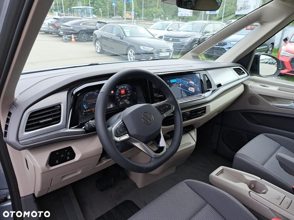 Volkswagen Multivan - 9