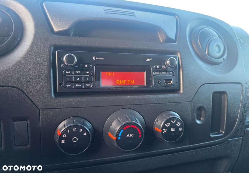 Renault Master - 15
