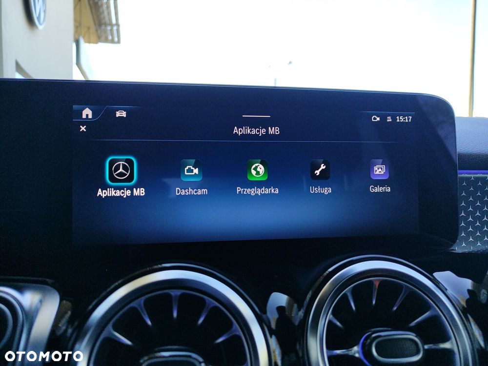 Mercedes-Benz GLB - 27