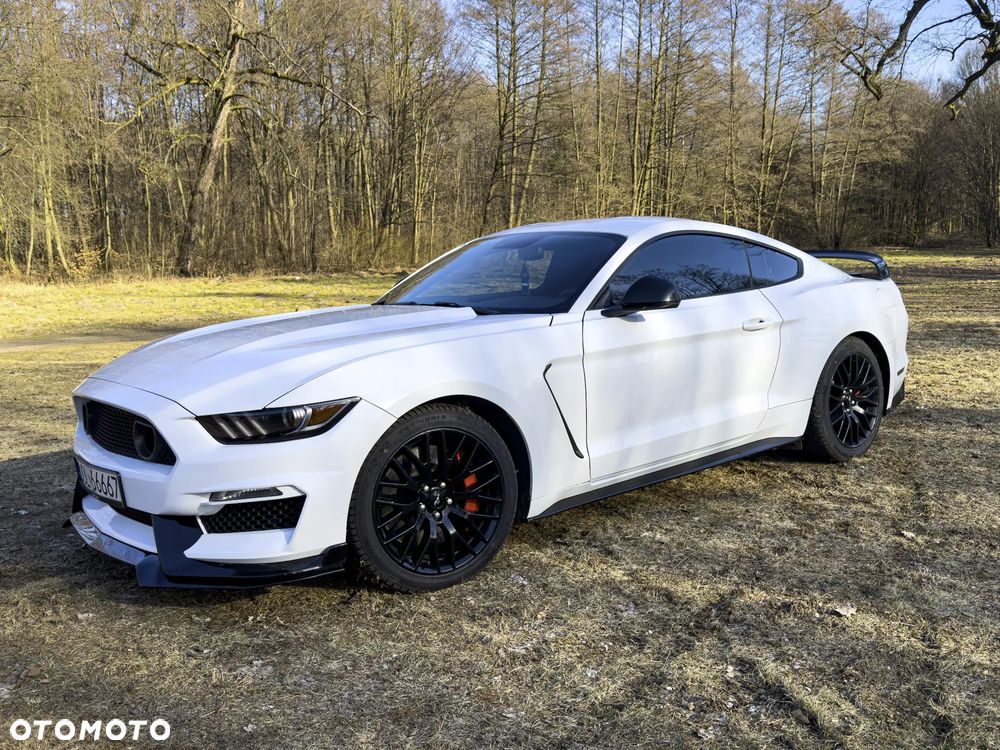 Ford Mustang 5.0 V8 GT - 2
