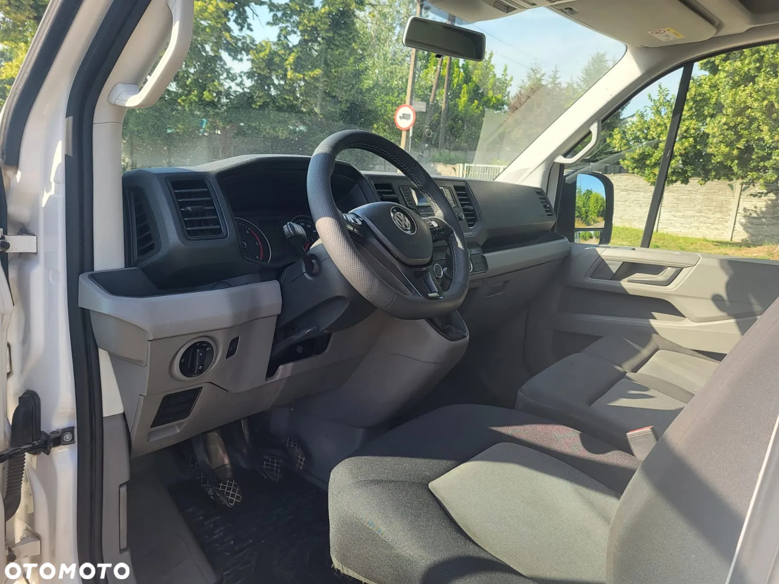 Volkswagen Crafter doka 2019r 2.0 SALON 140 KM I wł 7 osób osobowy Idealny - 4