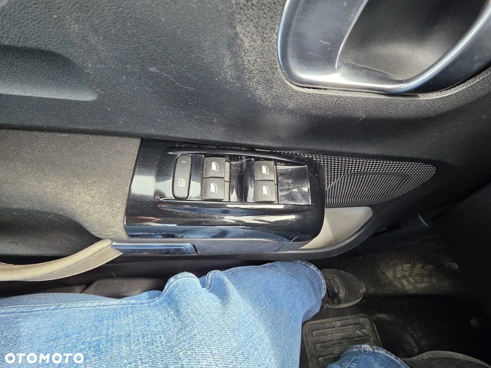 Citroën C3 Pure Tech 110 S&S EAT6 SHINE - 13