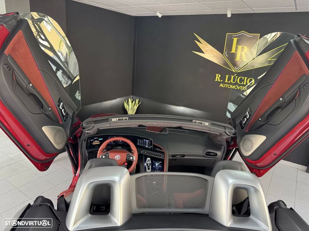 MG Cyberster 77 kWh GT - 43