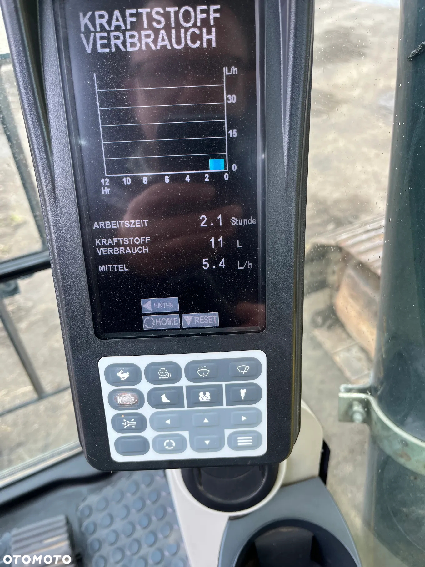 New Holland - 29