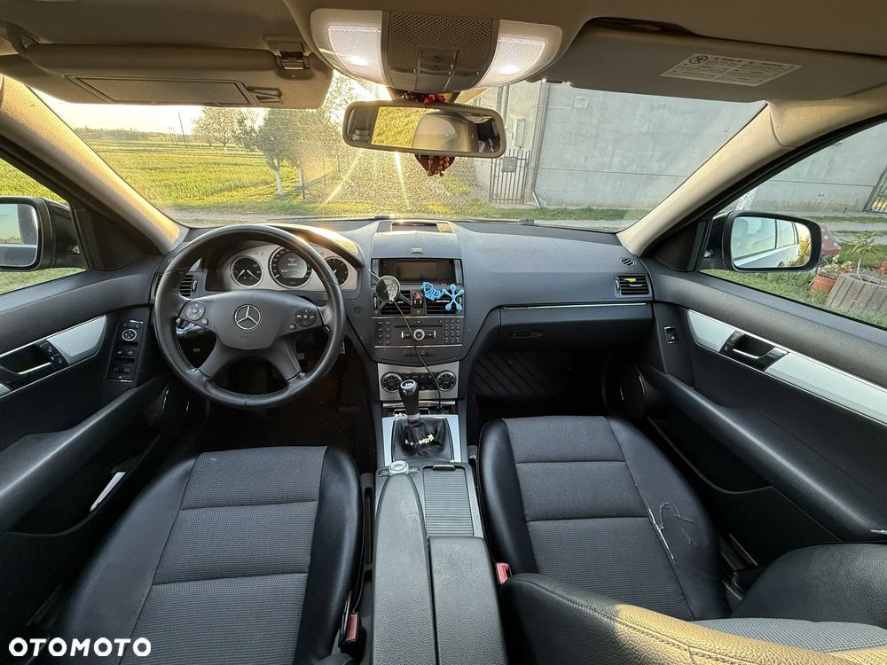 Mercedes-Benz Klasa C 200 CDI Avantgarde - 9