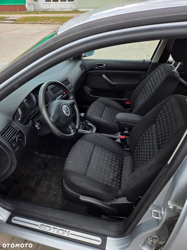 Volkswagen Bora 2.0 - 19