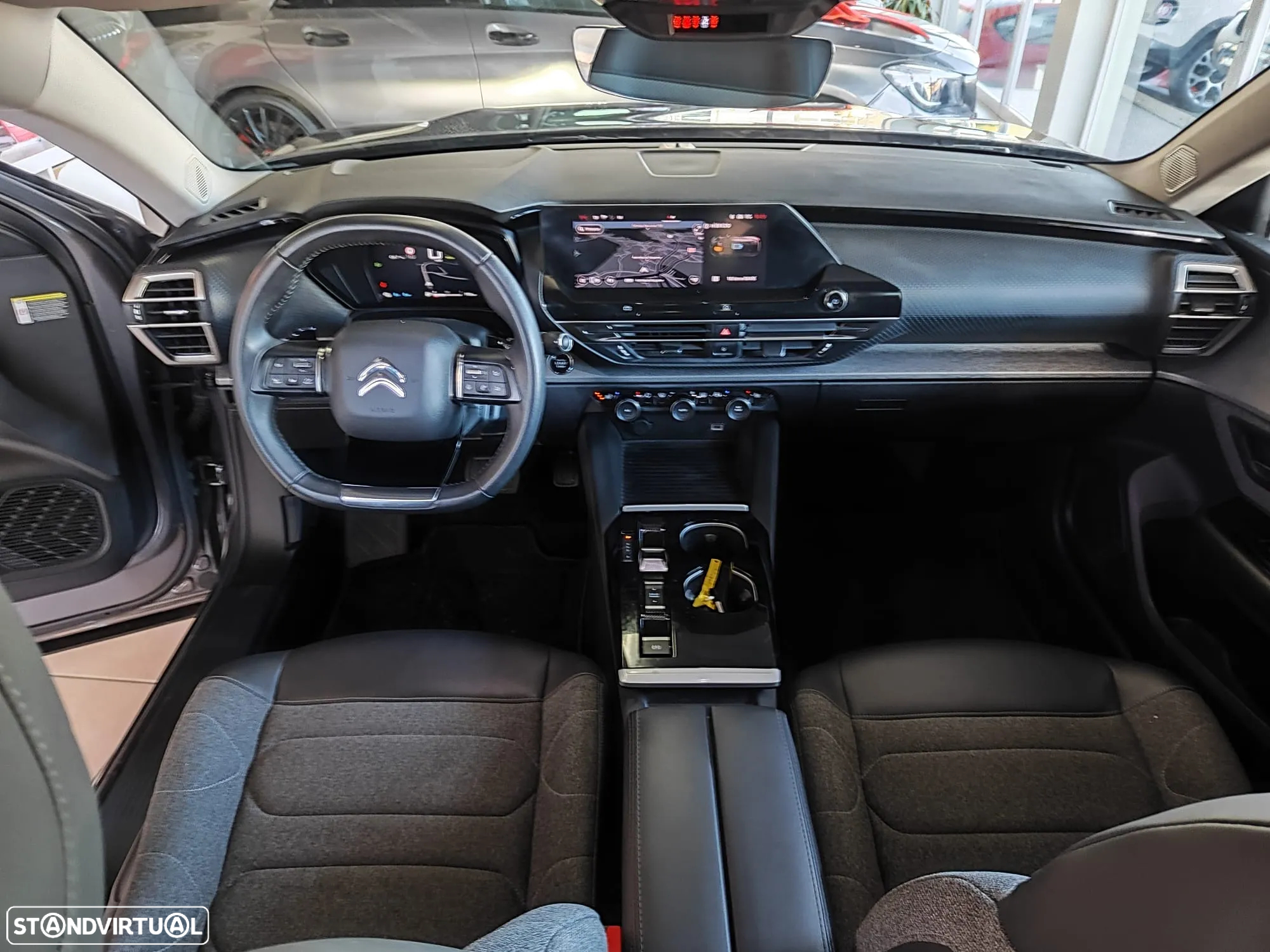 Citroën C5 X 1.6 Hybrid Shine Pack e-EAT8 - 20