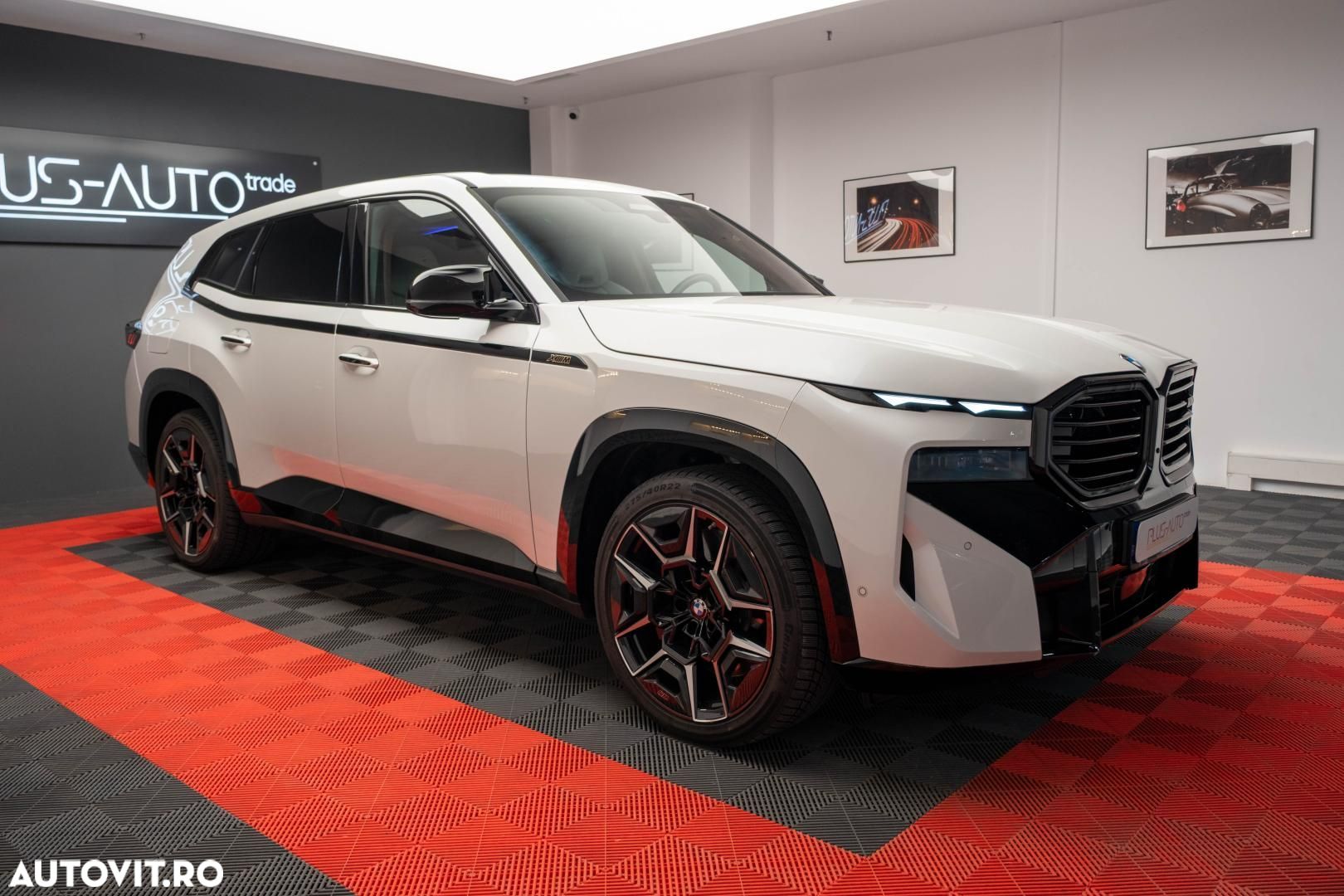 BMW XM - 1