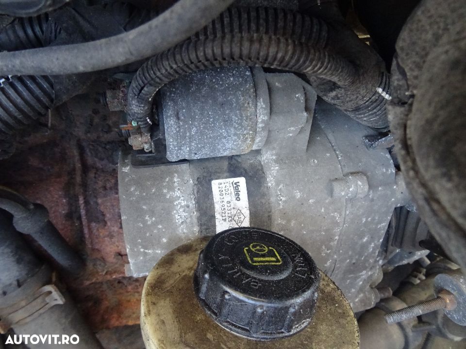 Electromotor  Dacia Logan 1.2 benzina din 2012 - 1