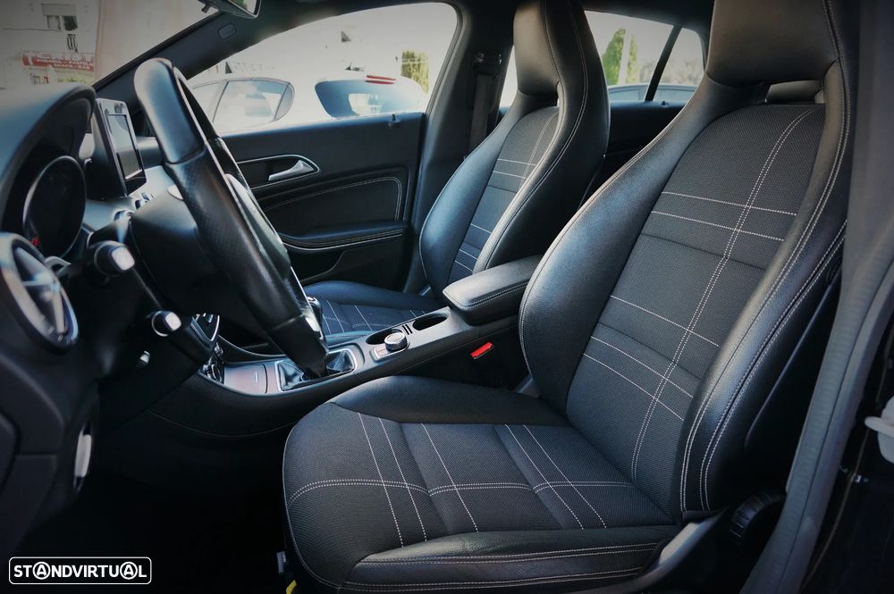 Mercedes-Benz CLA 200 Shooting Brake (CDI) d Urban - 12