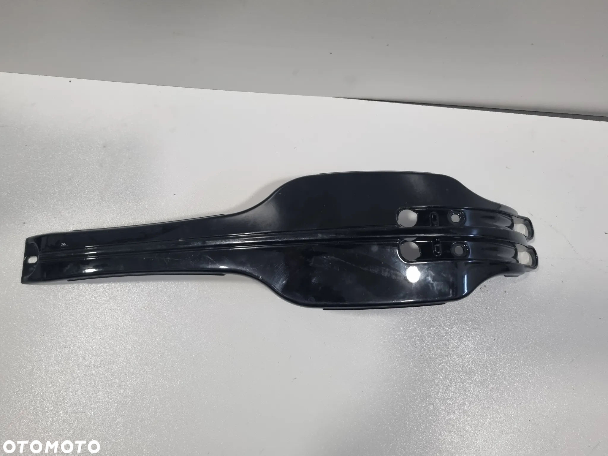 Harley Davidson Softail Breakout Krawat Konsola na zbiornik Osłona CVO 70900271 - 2