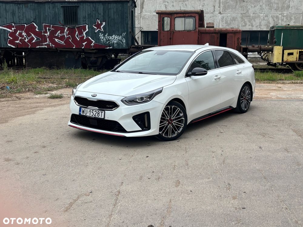 Kia ProCeed - 2
