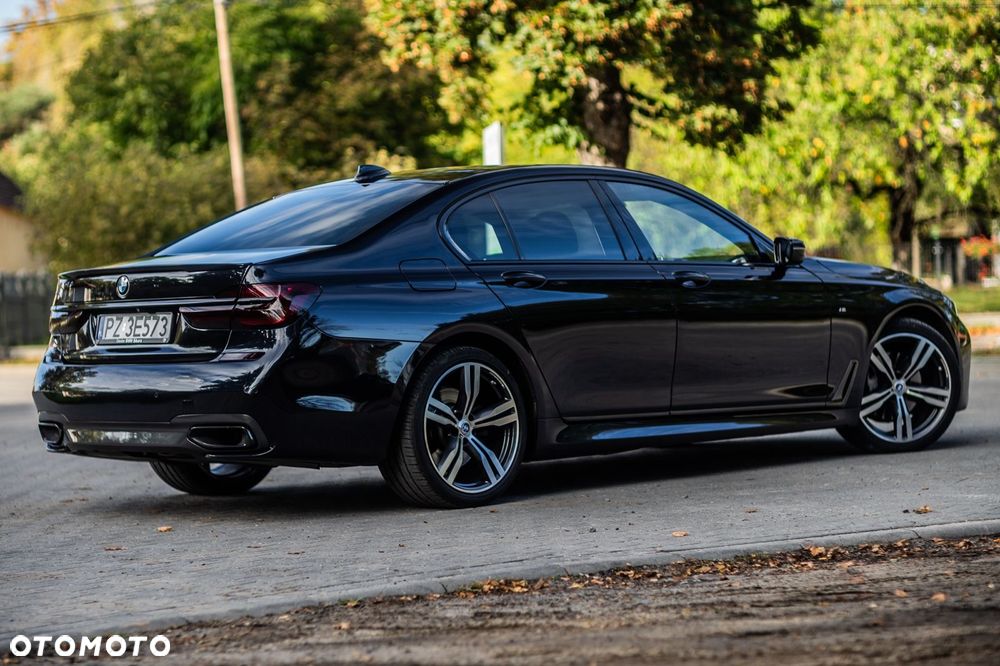 BMW Seria 7 - 39