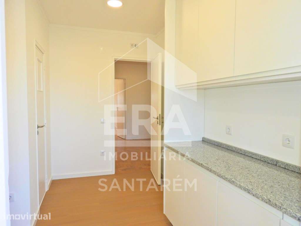 Apartamento T4 no Centro da Cidade de Santarém - Grande imagem: 5/19