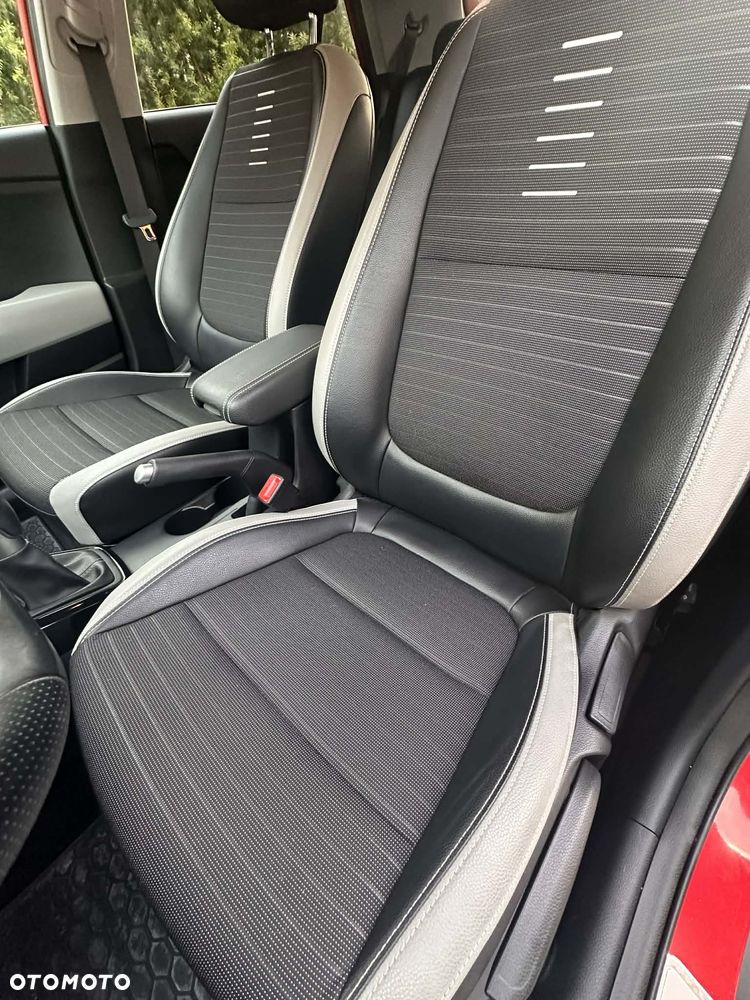 Kia Stonic 1.0 T-GDI MHEV L - 4