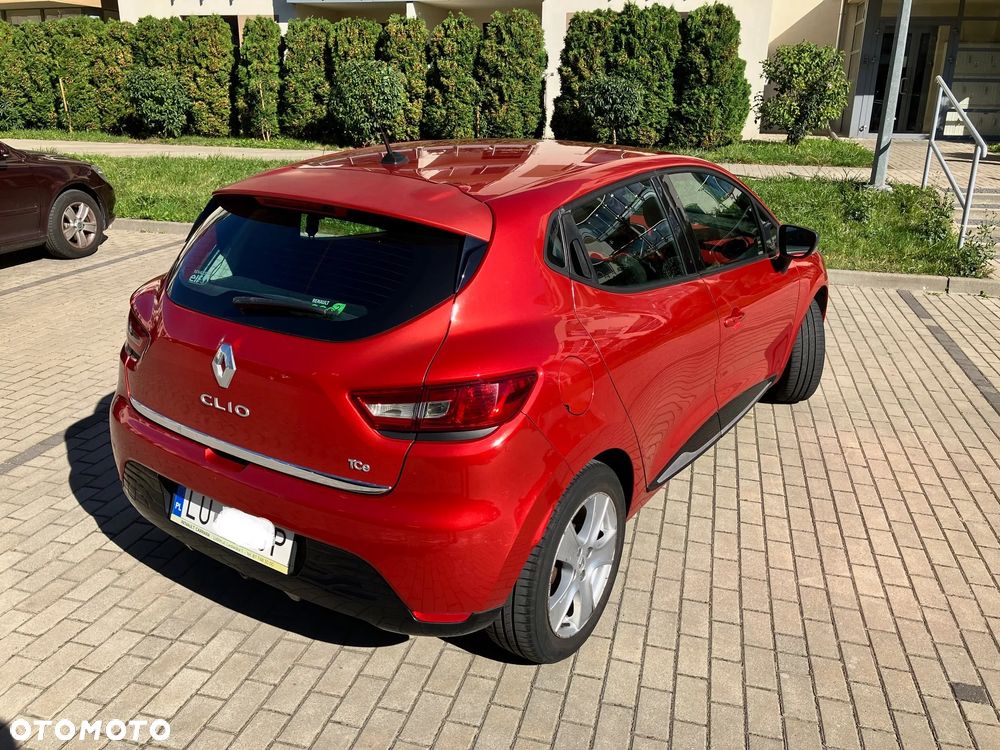 Renault Clio - 8
