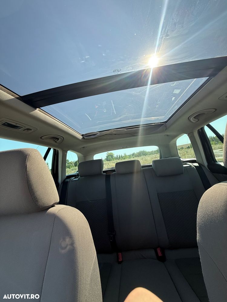 Volkswagen Golf - 6